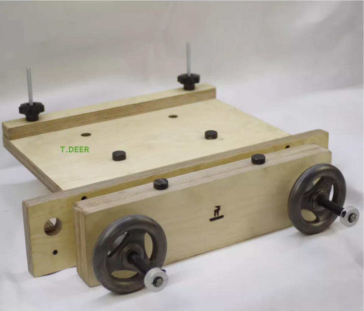 โต๊ะทํางานไม้บีชขนาดเล็กแบบพกพ - Woodworking Vise บทวิจารณ์และราคา