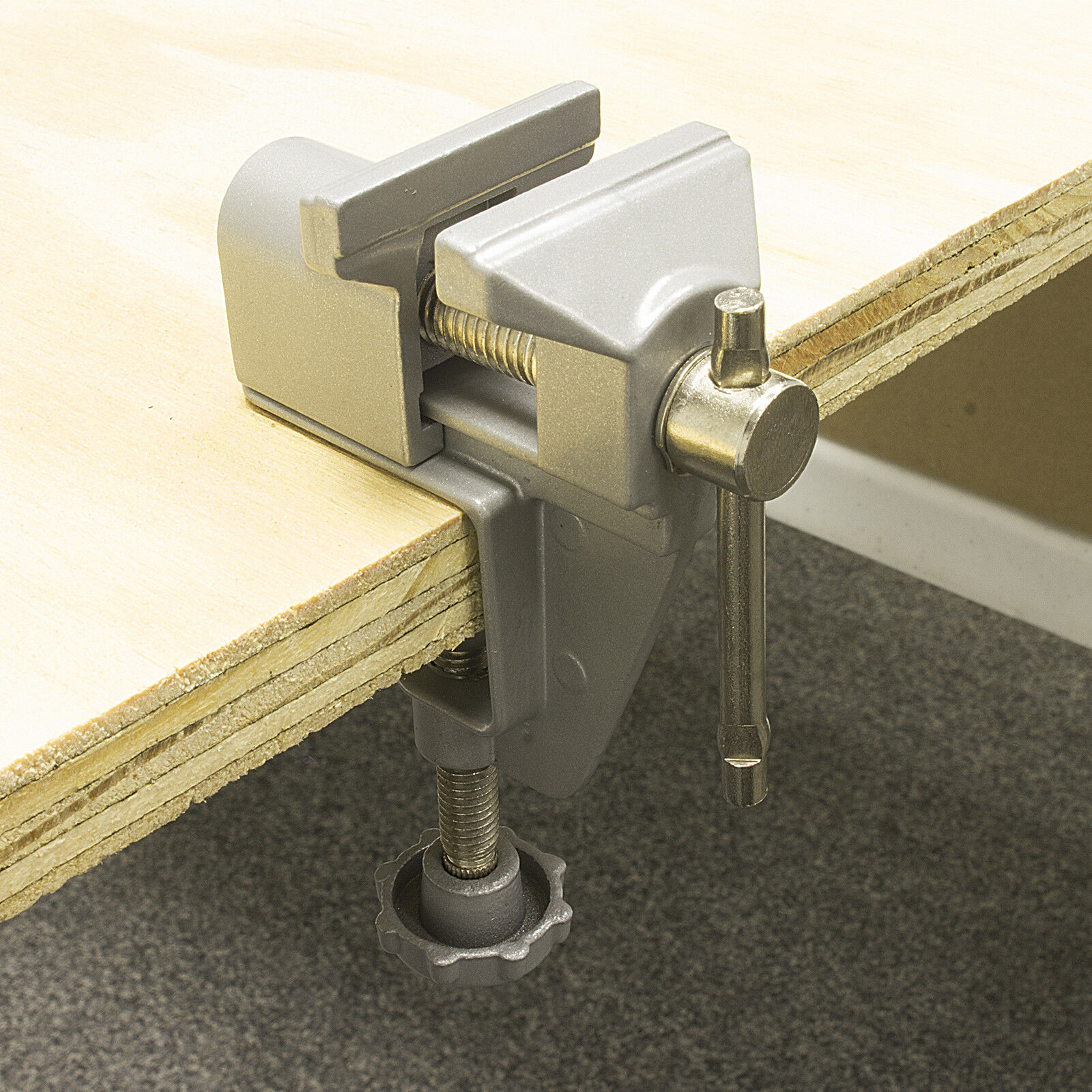 แท่นจับชิ้นงานขนาดเล็กสำหรับงา - Woodworking Bench Vise บทวิจารณ์และราคา